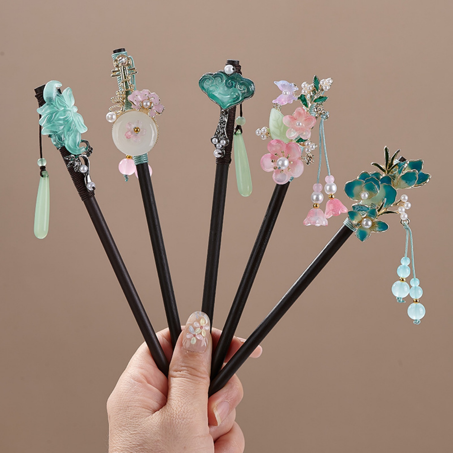여성을위한 빈티지 꽃 머리핀 우아한 나무 꽃 머리 스틱 - Supply Florist 리뷰 및 가격